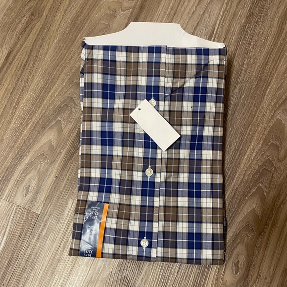 Men’s Plaid Button Down Shirt - Picture 2 of 2